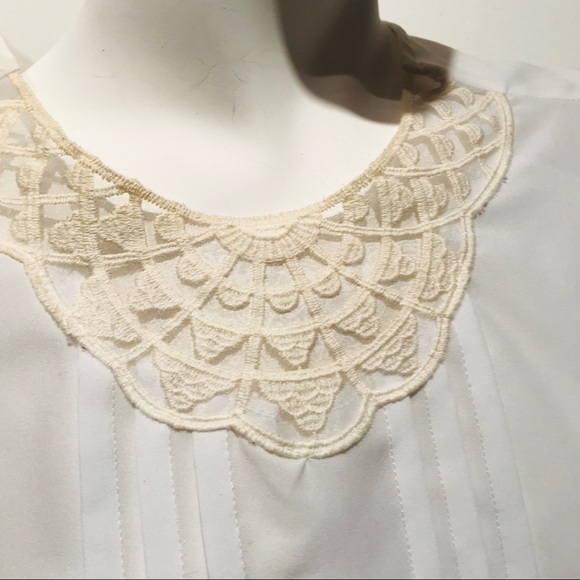 VINTAGE Prairie Goth White Lacey Detail Blouse M/L - Picture 4 of 8